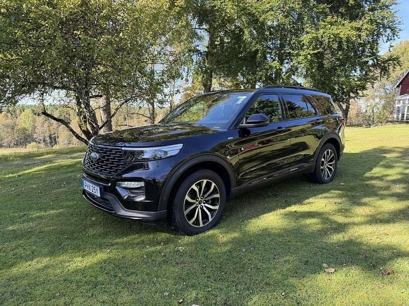 Svart Begagnad 2020 Ford Explorer ST-Line SUV | 459 000 kr (Marknadspris) - Bild 1/4
