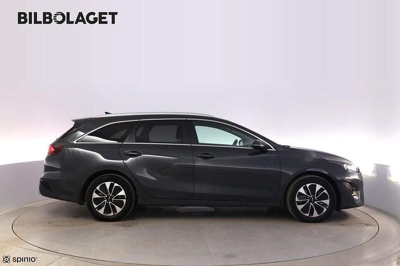 Begagnad Kia Ceed Sportswagon 141 HK (103 kW) 2023 Grå Kombi