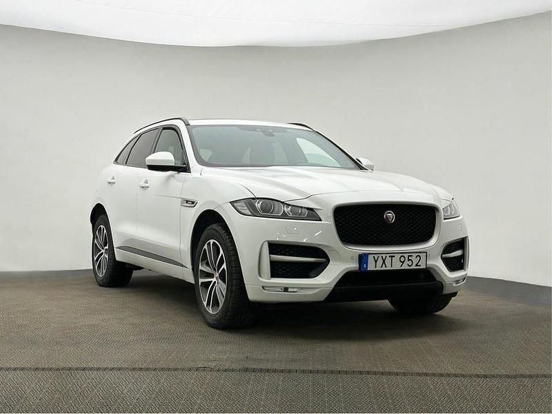 Begagnad 2018 Jaguar F-Pace R-Sport SUV | 190 000 kr (Bra pris) - Bild 1/4