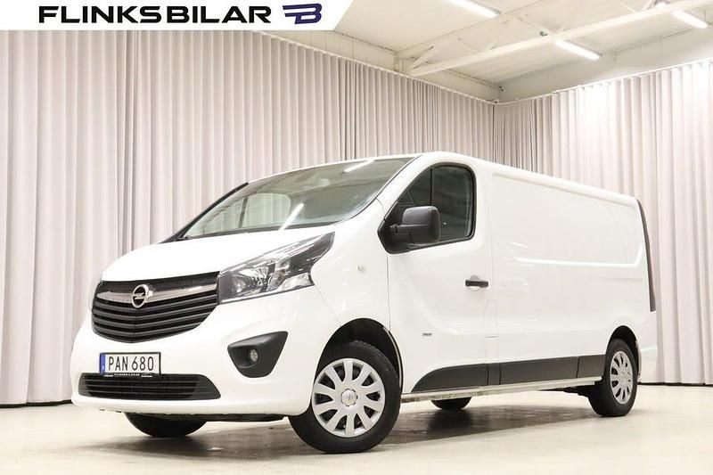 Vit Begagnad 2016 Opel Vivaro Van | 169 700 kr (Bra pris) - Bild 1/4