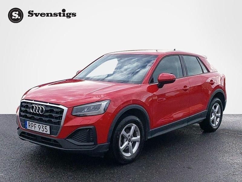 Tangoröd metallic Begagnad 2022 Audi Q2 Proline SUV | 268 900 kr (Lite dyr) - Bild 1/4