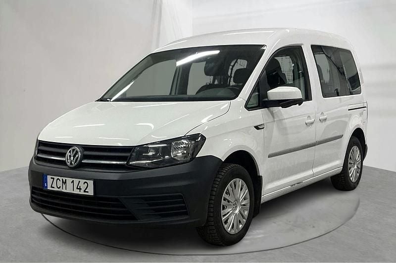 Vit Begagnad 2018 VW Caddy Minibuss | 109 000 kr (Lite dyr) - Bild 1/4