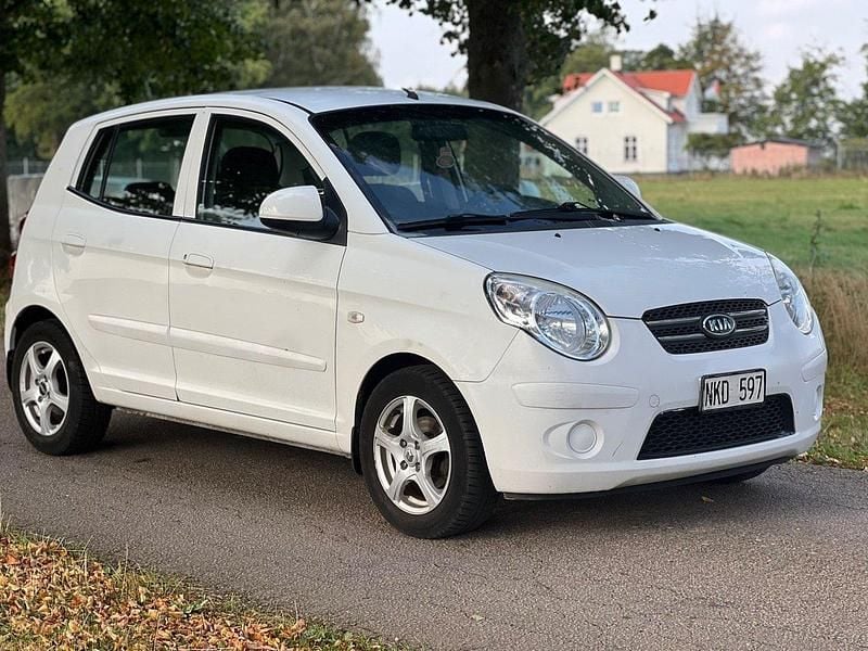 Vit Begagnad 2008 Kia Picanto 4 Halvkombi | 24 900 kr (Marknadspris) - Bild 1/4