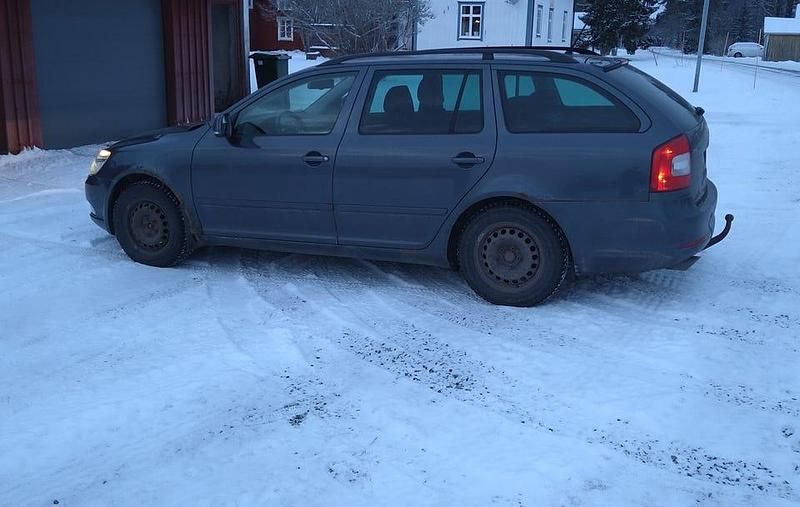 Begagnad Skoda Octavia 122 HK (89 kW) 2012 Kombi