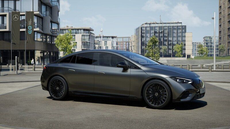Ny 2025 Mercedes EQE350 AMG Sedan | 914 250 kr (Dyr) - Bild 1/4