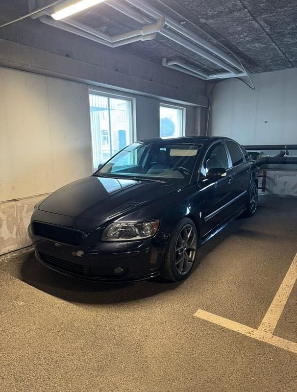 Begagnad Volvo S40 220 HK (161 kW) 2006 Sedan