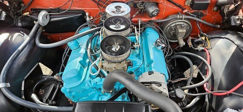 Begagnad Pontiac Bonneville 231 HK (169 kW) 1961 Ljusröd Sedan