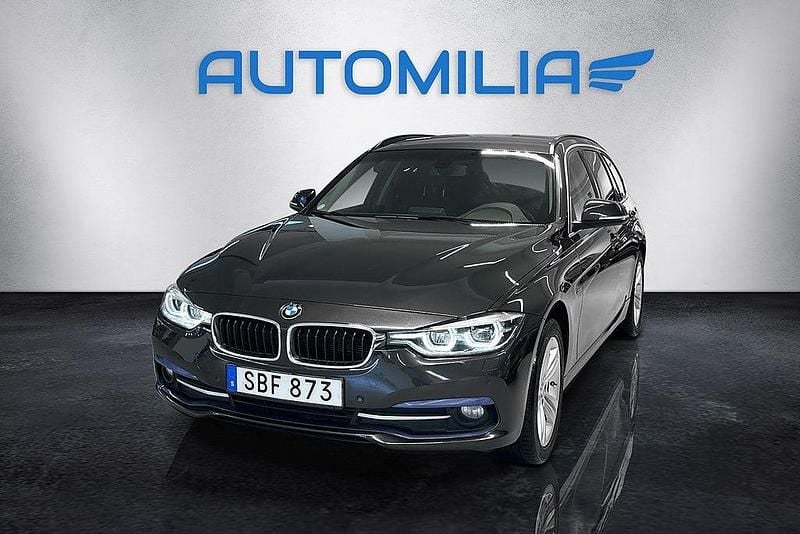 Brun Begagnad 2015 BMW 320 Sport Line Kombi | 174 900 kr (Bra pris) - Bild 1/4