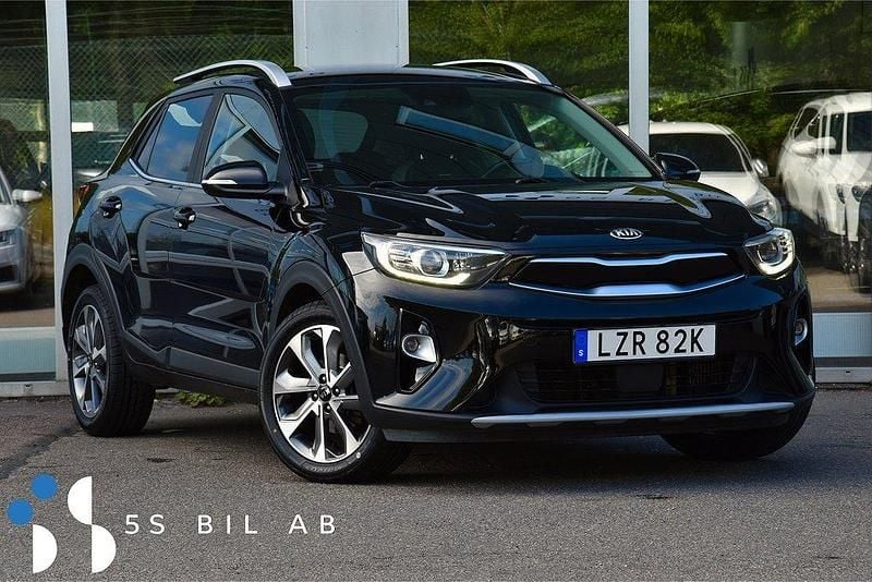 Svart Begagnad 2019 Kia Stonic Advance SUV | 154 900 kr (Marknadspris) - Bild 1/4