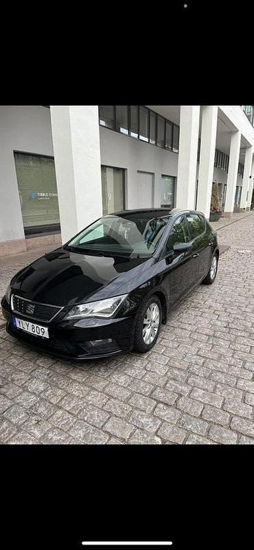 Svart Begagnad 2017 Seat Leon Ecomotive Halvkombi | 93 000 kr (Bra pris) - Bild 1/4