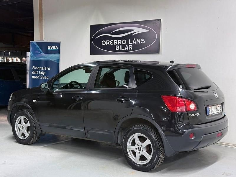 Begagnad Nissan Qashqai 141 HK (103 kW) 2010 Svart SUV