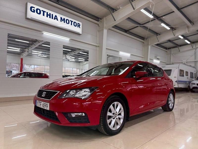 Röd Begagnad 2017 Seat Leon Style | 92 900 kr (Marknadspris) - Bild 1/4