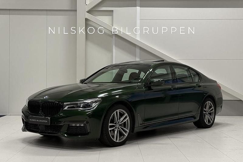Grön Begagnad 2018 BMW 740 M Sport Sedan | 424 900 kr - Bild 1/4