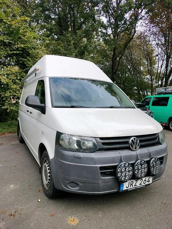 Vit Begagnad 2011 VW T5 Van | 210 000 kr - Bild 1/4