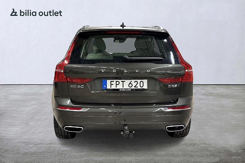 Begagnad Volvo XC60 Inscription 235 HK (172 kW) 2017 Grå SUV