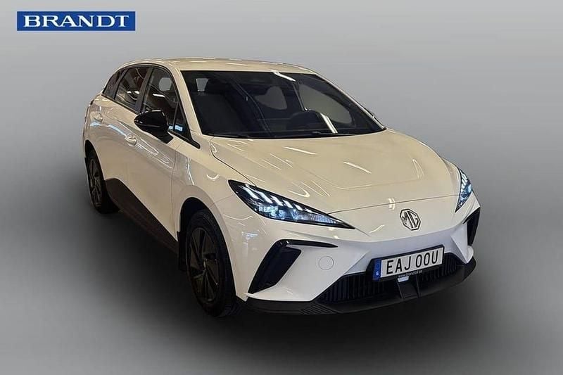 Vit Begagnad 2023 MG MG4 EV Halvkombi | 219 900 kr (Marknadspris) - Bild 1/3