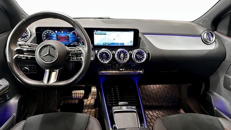 Begagnad Mercedes B250e 2024 Vit Minibuss