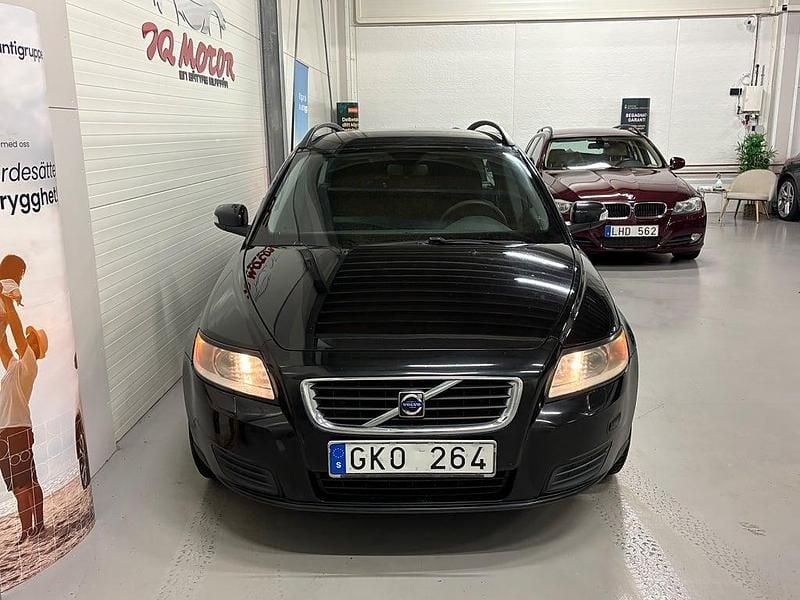 Begagnad Volvo V50 125 HK (91 kW) 2007 Svart Kombi