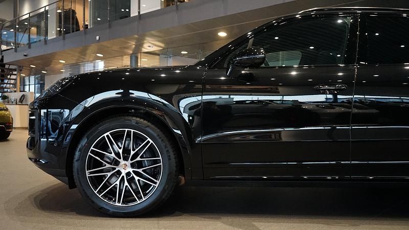 Ny Porsche Cayenne 2026 Svart SUV