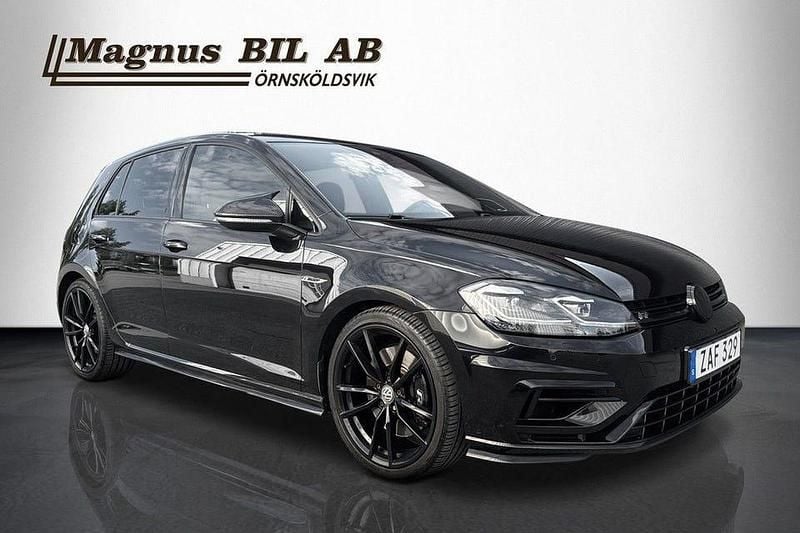 Begagnad VW Golf VII R 310 HK (228 kW) 2017 Svart Halvkombi