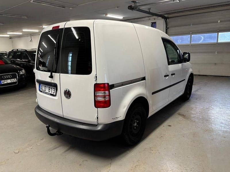 Begagnad VW Caddy 75 HK (55 kW) 2014 Vit Minibuss
