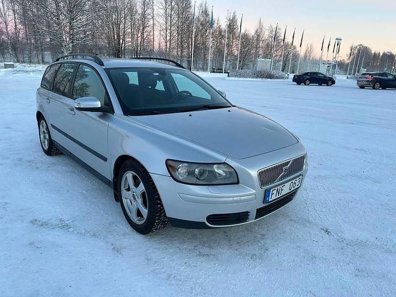 Begagnad 2007 Volvo V50 Kombi | 32 000 kr (Bra pris) - Bild 1/4