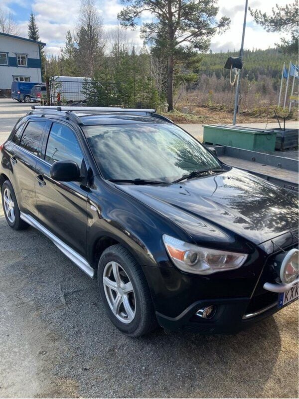 Svart Begagnad 2011 Mitsubishi ASX Comfort Edition SUV | 32 000 kr (Bra pris) - Bild 1/1