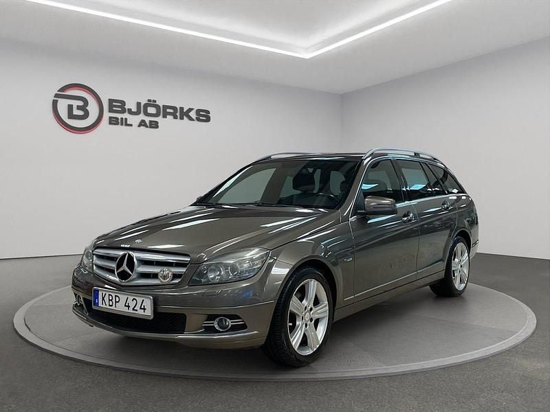 Silver Begagnad 2009 Mercedes C180 Avantgarde Kombi | 68 500 kr (Marknadspris) - Bild 1/4