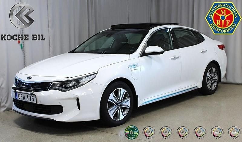 Vit Begagnad 2016 Kia Optima Hybrid Sedan | 149 900 kr (Marknadspris) - Bild 1/3