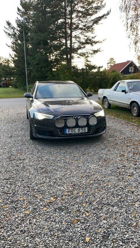 Grå Begagnad 2015 Audi A6 Kombi | 178 000 kr (Marknadspris) - Bild 1/3