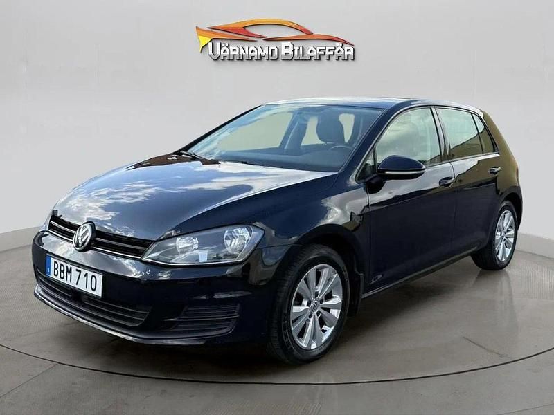 Svart Begagnad 2016 VW Golf VII Halvkombi | 119 900 kr (Marknadspris) - Bild 1/4