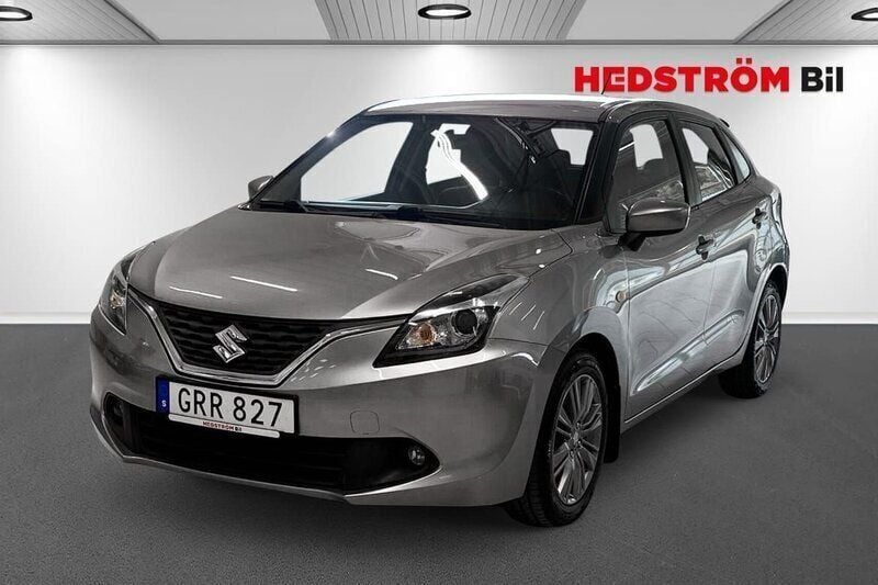 Silver Begagnad 2016 Suzuki Baleno Halvkombi | 109 000 kr - Bild 1/4