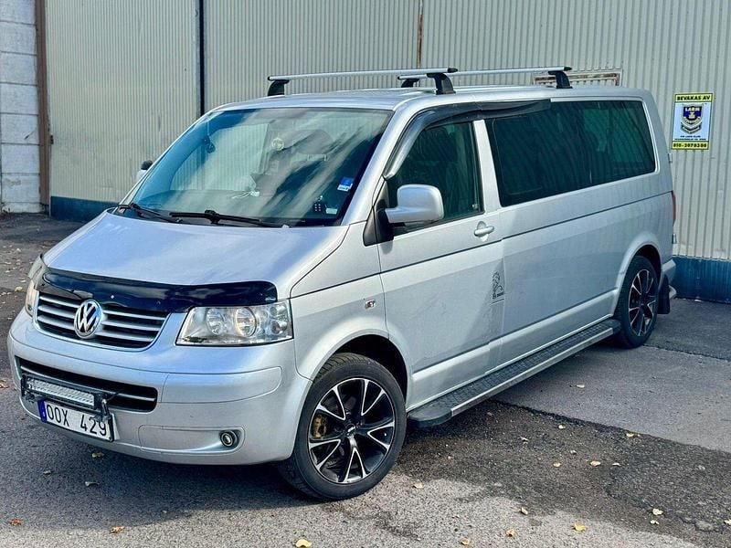 Silver Begagnad 2007 VW Caravelle Minibuss | 75 000 kr (Bra pris) - Bild 1/4