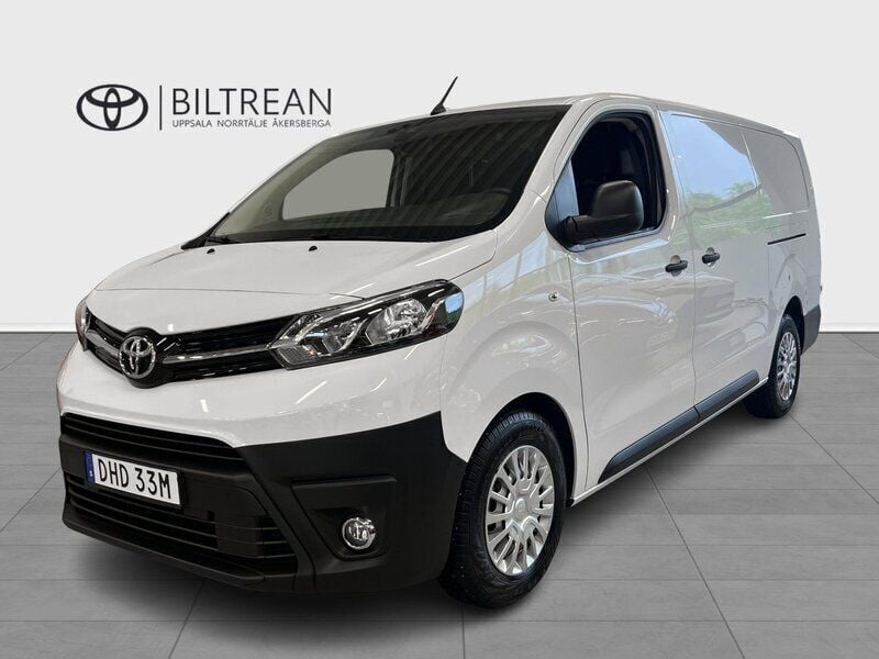 Vit Begagnad 2024 Toyota Proace Comfort Van | 449 000 kr - Bild 1/4