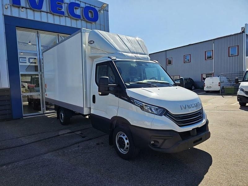 Ny Iveco Daily 156 HK (114 kW) 2025 Vit