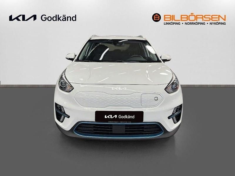 Begagnad Kia e-Niro Advance 150 kW (204 HK) 2022 Vit SUV