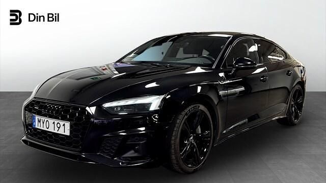 Mytsvart metallic Begagnad 2021 Audi A5 Sportback S-Line Halvkombi | 399 000 kr (Lite dyr) - Bild 1/4