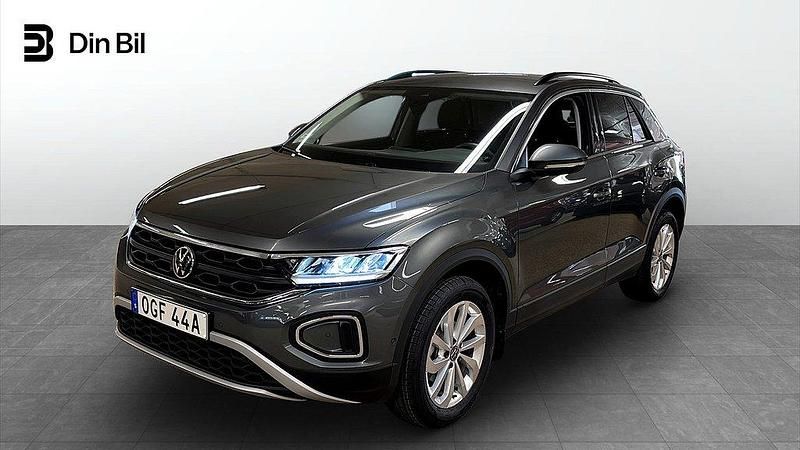 Grå (indium gray metallic) Begagnad 2024 VW T-Roc Edition SUV | 314 900 kr (Lite dyr) - Bild 1/4