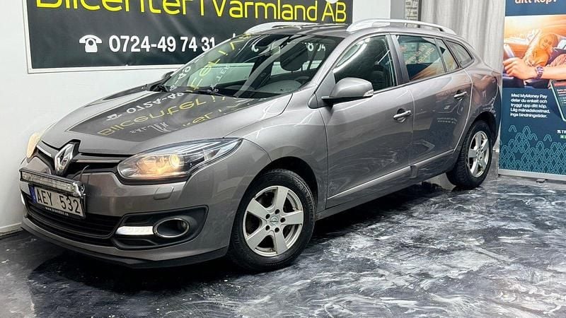 Grå Begagnad 2013 Renault Mégane GrandTour Kombi | 34 900 kr (Marknadspris) - Bild 1/4