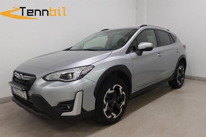 Silver Begagnad 2023 Subaru XV SUV | 279 900 kr (Bra pris) - Bild 1/4