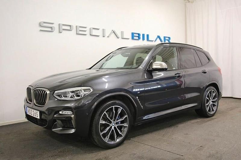 Grå (sophistogrå metallic) Begagnad 2018 BMW X3 M Sport SUV | 439 000 kr (Marknadspris) - Bild 1/4