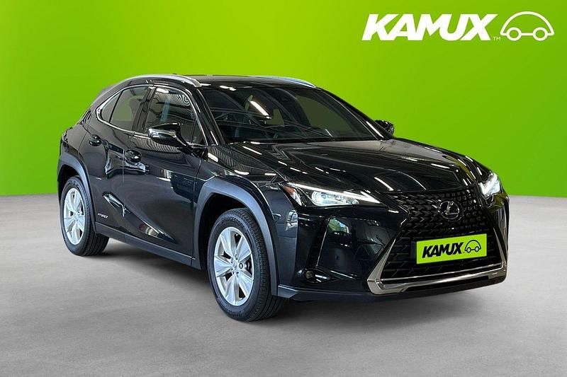 Svart Begagnad 2021 Lexus UX 250h SUV | 258 900 kr (Marknadspris) - Bild 1/3