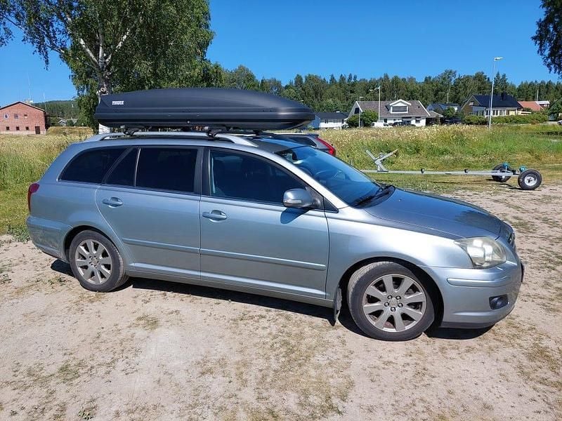 Begagnad Toyota Avensis 129 HK (94 kW) 2008 Kombi