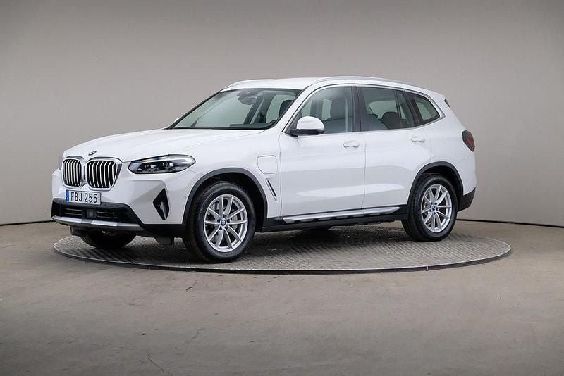 Vit Begagnad 2022 BMW X3 SUV | 395 000 kr (Bra pris) - Bild 1/4