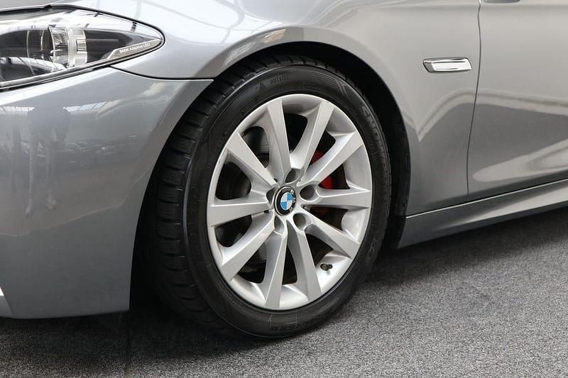 Begagnad BMW 520 190 HK (139 kW) 2015 Grå Kombi