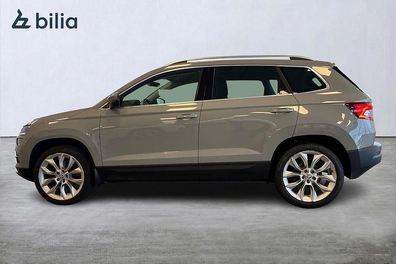 Begagnad Skoda Karoq Style 150 HK (110 kW) 2020 Grå SUV