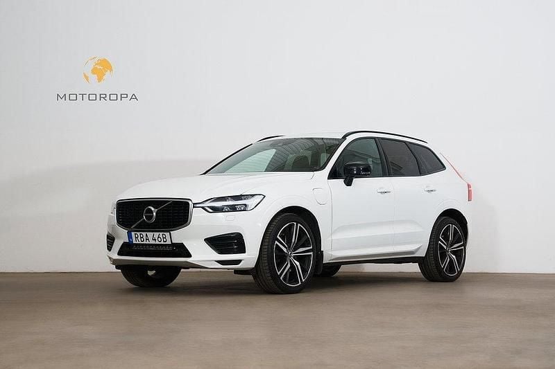 Vit Begagnad 2020 Volvo XC60 R-Design SUV | 399 000 kr (Lite dyr) - Bild 1/4