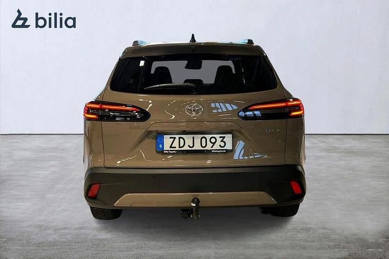 Begagnad Toyota Corolla Cross Executive 200 HK (147 kW) 2025 Brun SUV