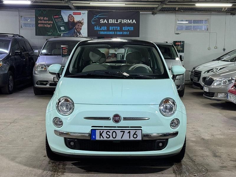 Grön Begagnad 2015 Fiat 500 Lounge Halvkombi | 69 900 kr (Marknadspris) - Bild 1/4