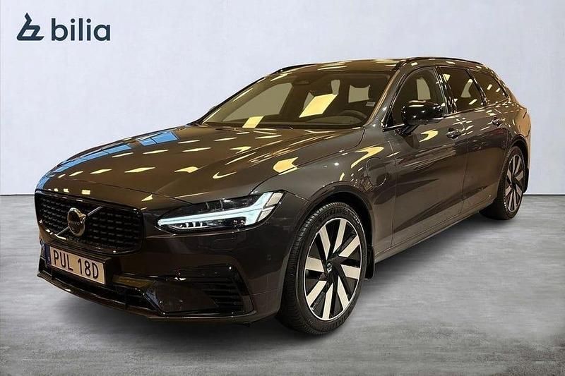 Grå Begagnad 2025 Volvo V90 Plus Kombi | 479 900 kr - Bild 1/3